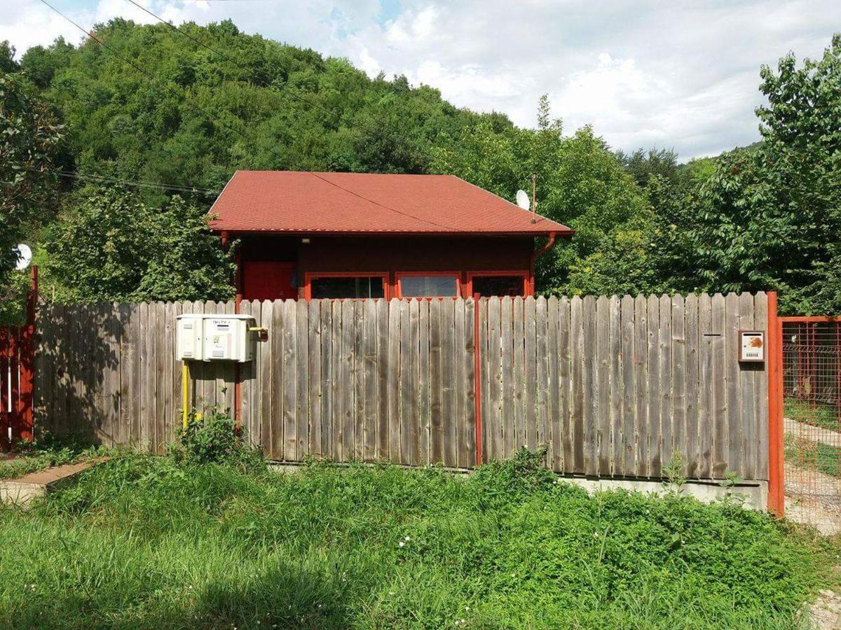 Lodge Canadian House *